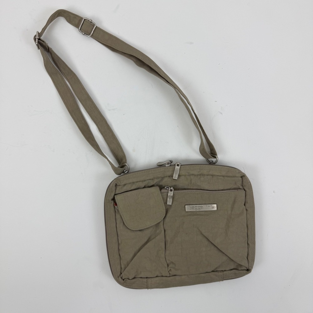 Baggallini Crossbody Shoulder Bag Khaki Nylon Travel Organizer Purse